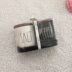 🦄 Rae Dunn Salt & Pepper